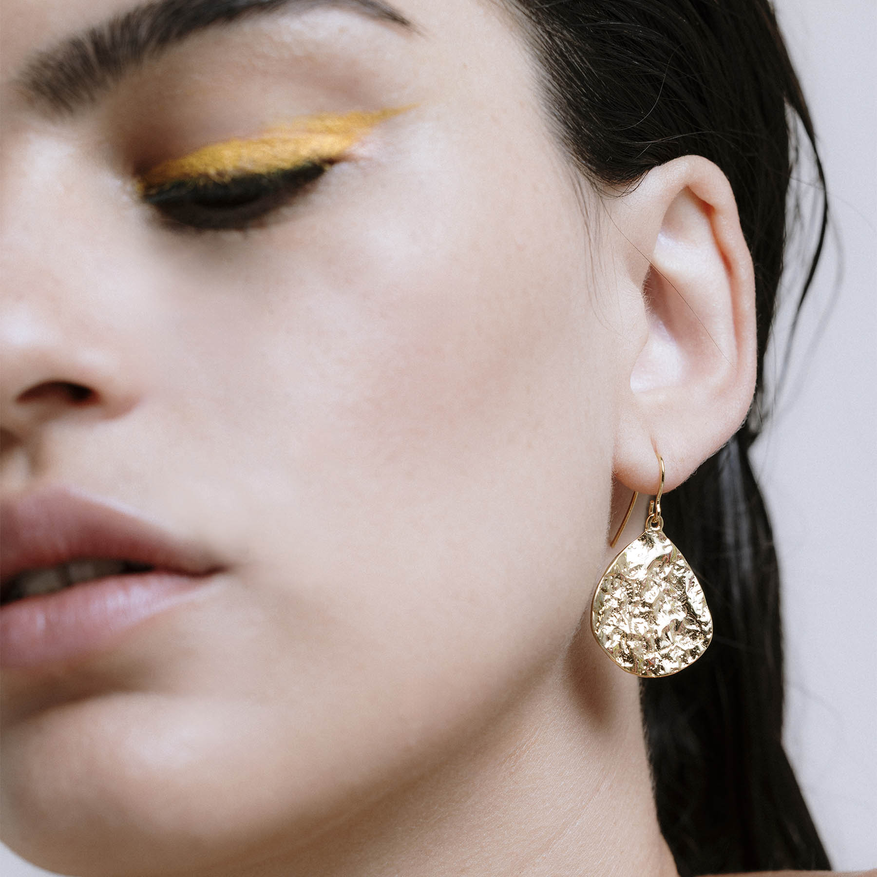 Pendientes oro Lava